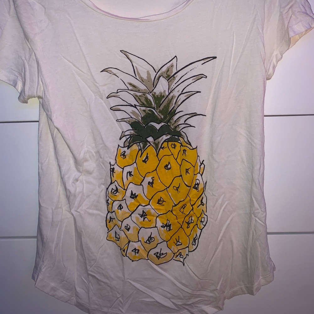 Pineapple shirt